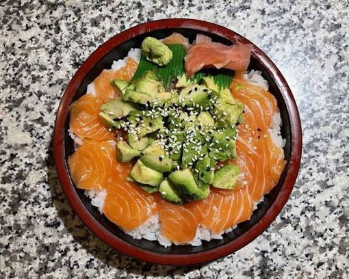 Image de Menu S18E. Chirashi saumon et avocat